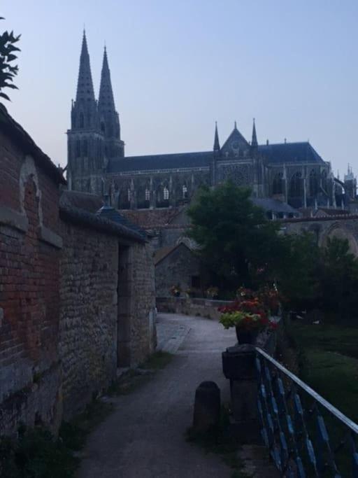 Maison De Ville Tres Calme Sées 외부 사진